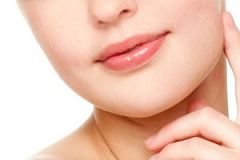 Cara Mudah Memerahkan Bibir Secara Alami