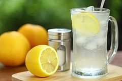 Resep Soda Es Lemon Tea Dingin Mudah Dibuat Dan Praktis