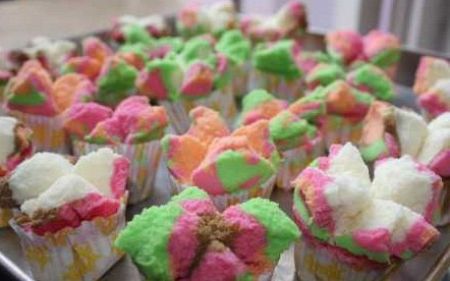 Ini Dia Resep Kue Bolu Kukus Mekar Merekah Sempurna !