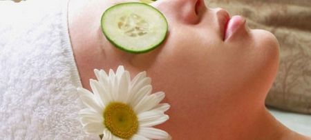 7 Cara Alami ini Mampu Menghilangkan Kantung Mata Gelap