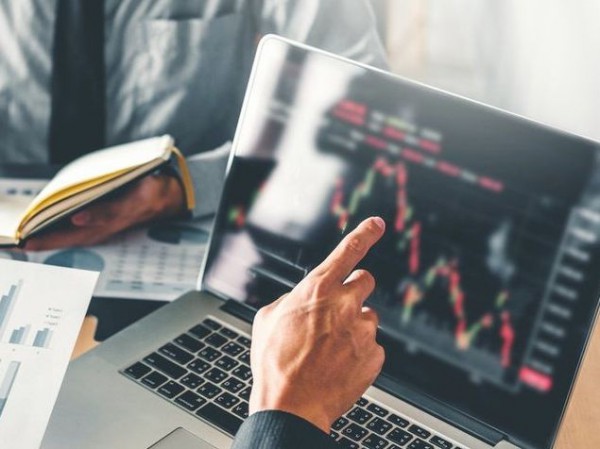 Broker Saham Terbaik di Indonesia